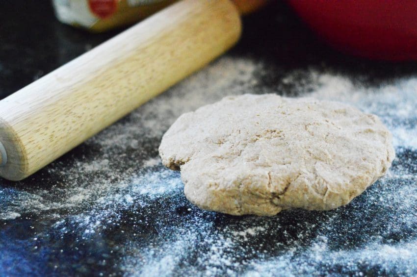Homemade Salmon Cat Treats Recipe: Flavors of Love 2 Want to try your hand at making your own kitty treats? Start with this easy homemade salmon cat treats recipe! Check it out!